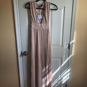 MISSGUIDED Pale Pink Evening Dress